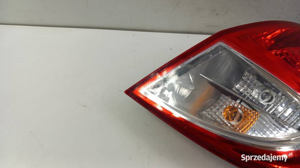 RENAULT CLIO III LIFT HB 3D LAMPA TYŁ PRAWA