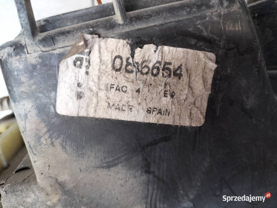 LAMPA PRZÓD PRAWA SEAT IBIZA CORDOBA 086654 Prawe Kamień-Kolonia sprzedam