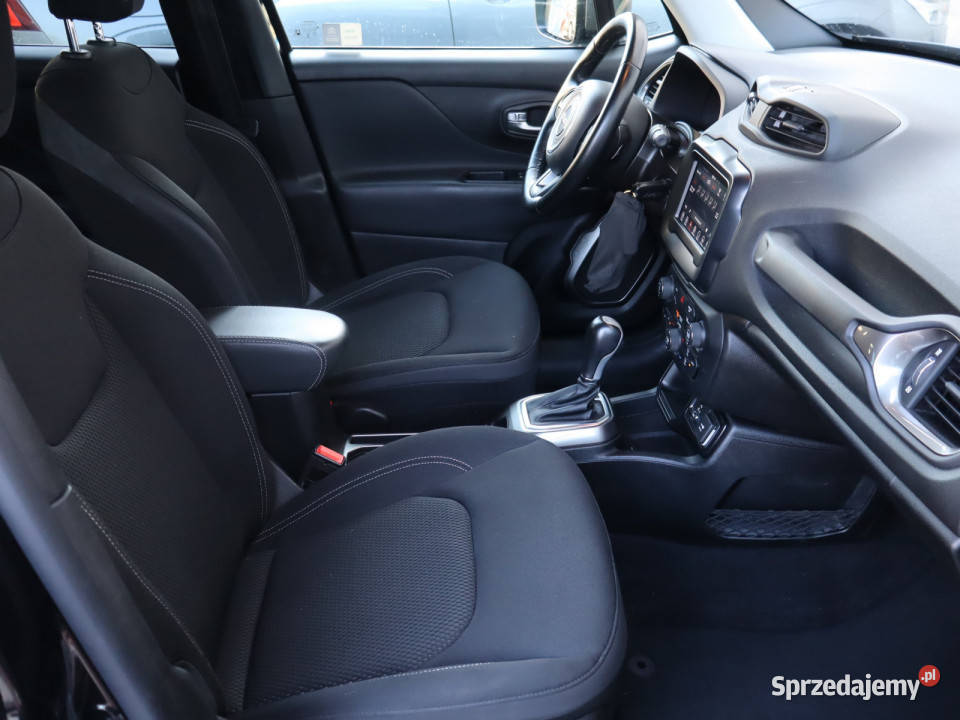 Jeep Renegade 13 TGDI Katowice