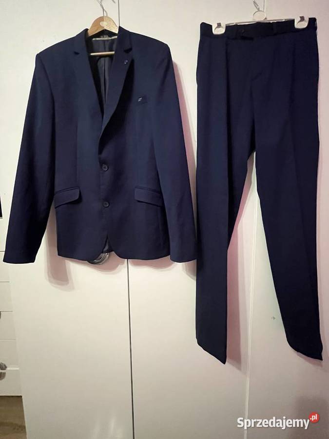 Garnitur męski Aljeka granatowy 188