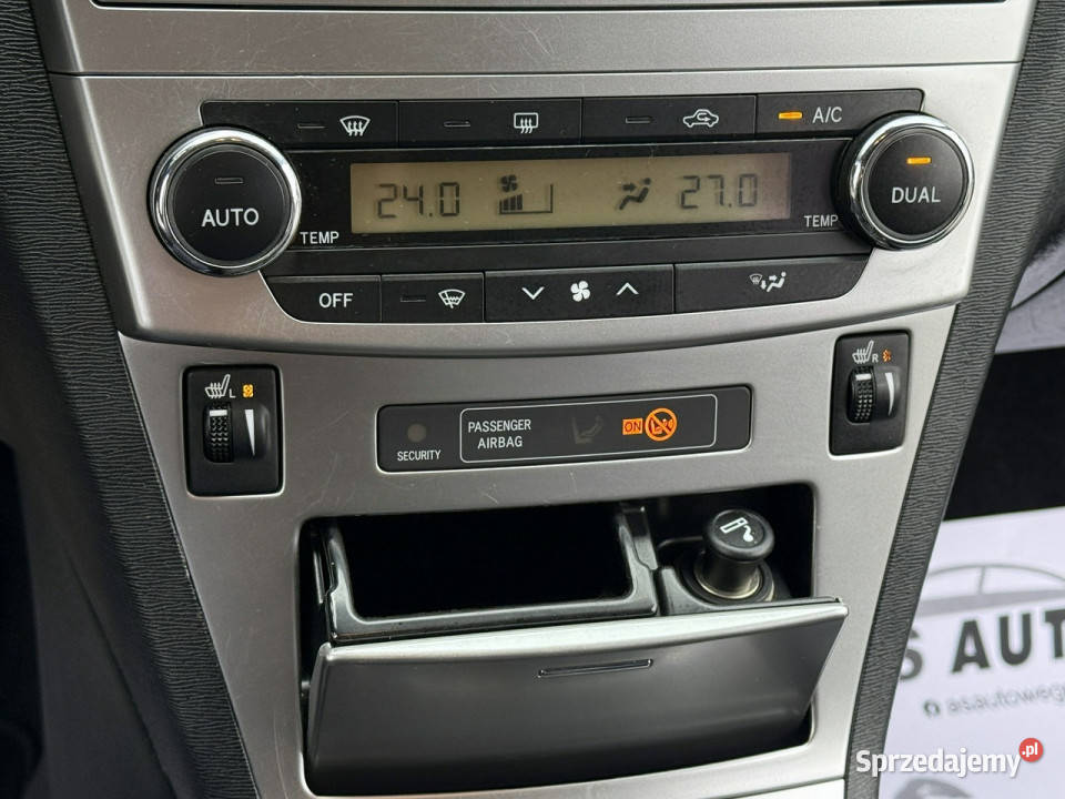 Toyota Avensis 18VVTi 147 klimatyzacja Węgrów