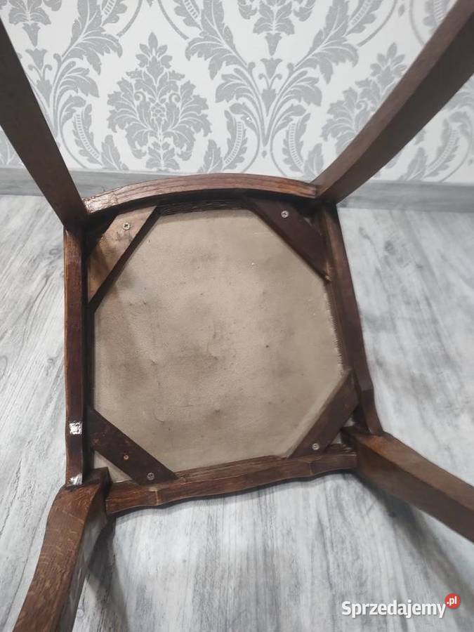 Stare żyrandol krzesła kufer Tarnów