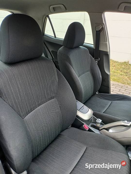 Toyota Auris 14 Diesel 90 koni zmieniarka CD świętokrzyskie Ostrowiec Świętokrzyski