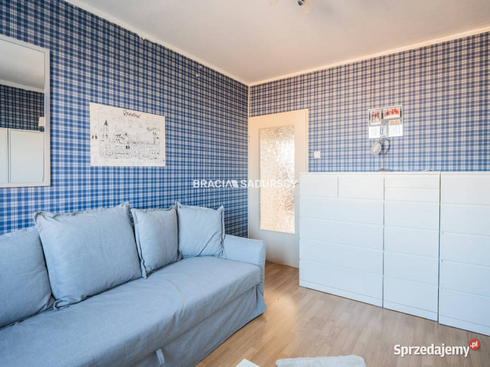 Mieszkanie 6189m2 3 pokoje Kraków Barbary Rok budowy 1980 Sprzedaż Sprzedaż