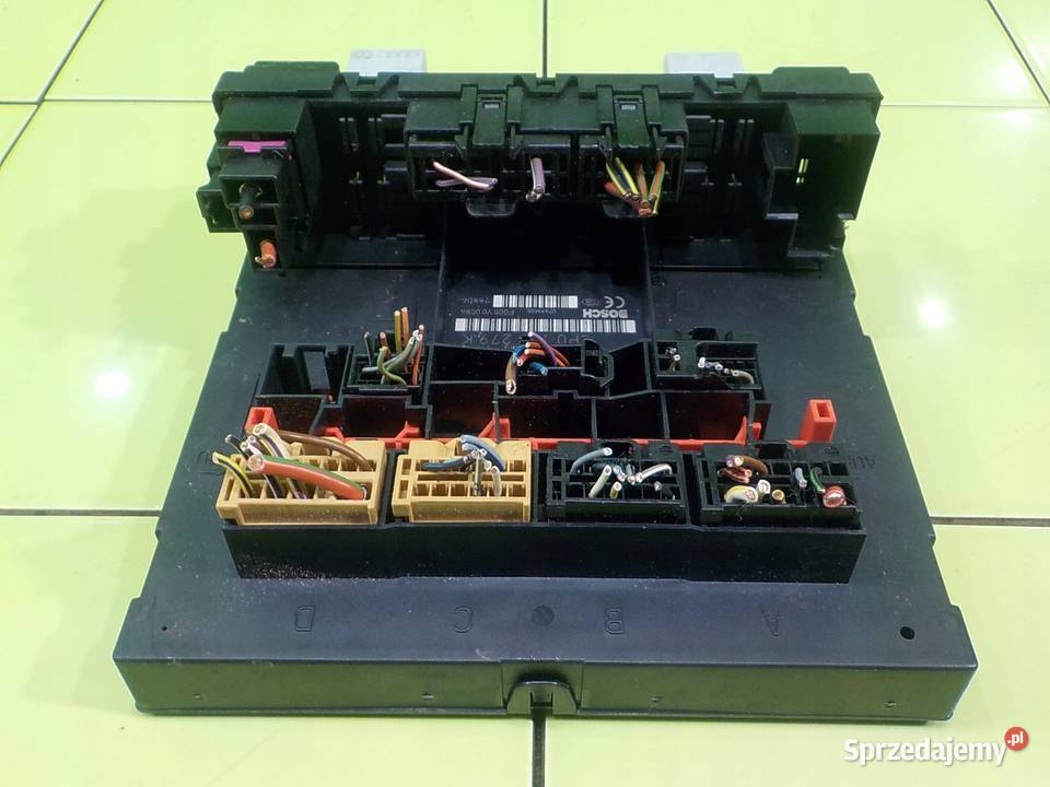 AUDI TT 8J 20 TFSI 07r modul sterownik BORDNETZ Wyposażenie elektryczne sprzedam