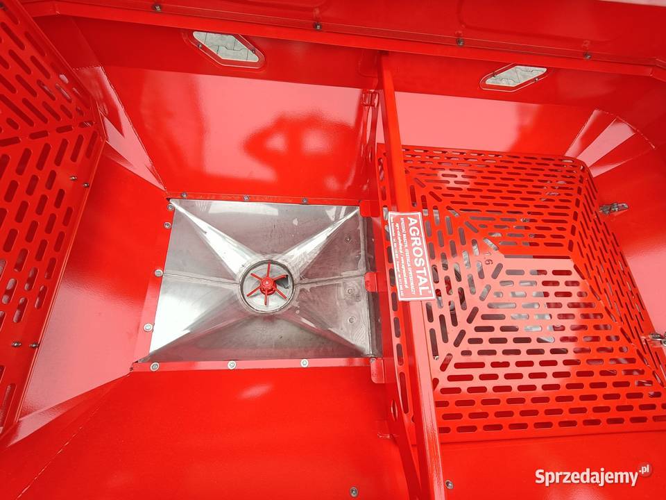 Rozsiewacz WOPROL JUNIOR II JUNIOR PLUS 600l