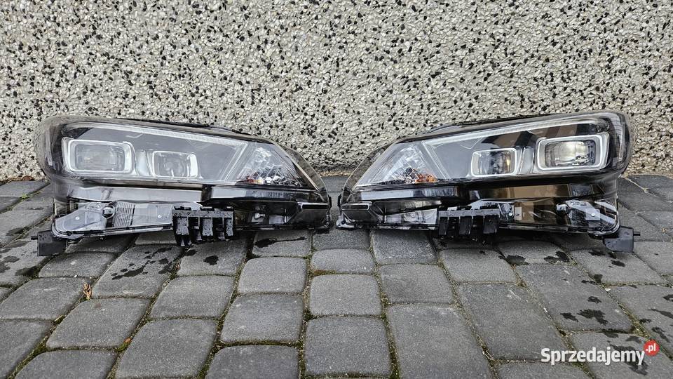 NISSAN LEAF II ZE1 LAMPY PRZÓD FULL LED LEWA Szarów