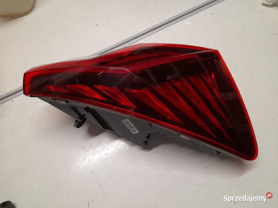 LAMPA LEWA TYŁ SKODA OCTAVIA 4 IV 5E3945207A Lampy tylne Goleniów sprzedam