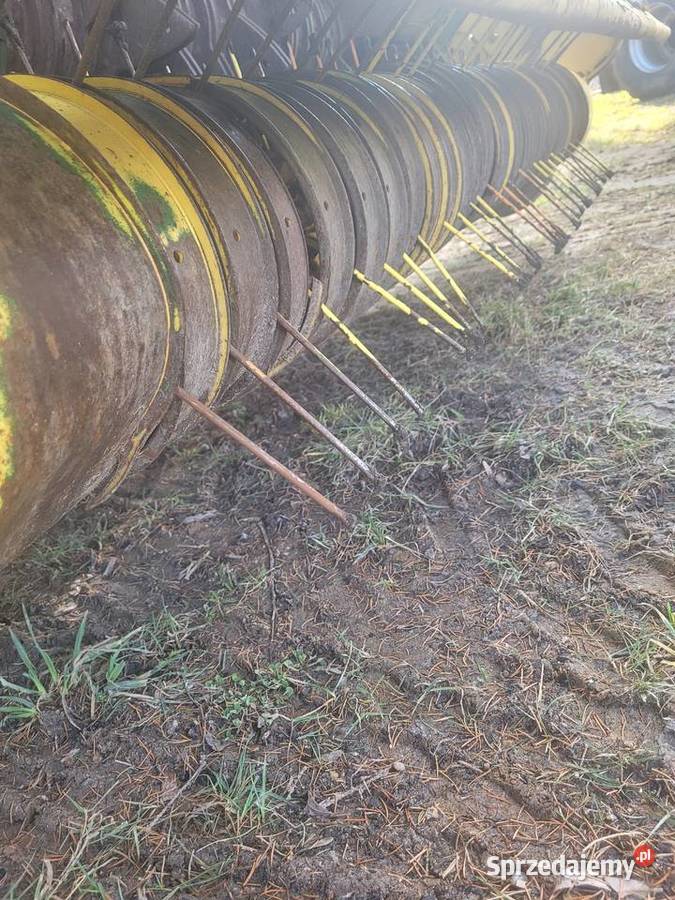 Prasa pasowa John Deere 590 Welger Rozsiewacz nieuszkodzony Rolujące (belujące) Nur