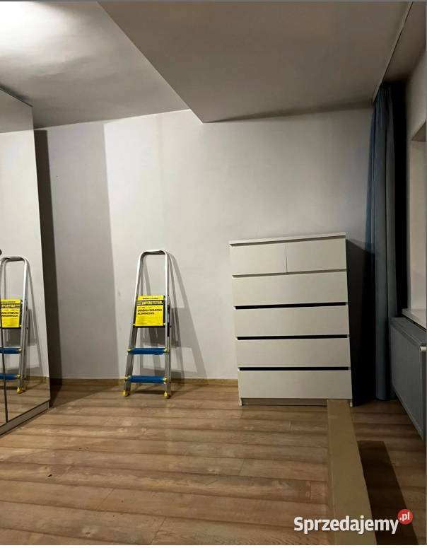 Rynek STRYCHPARKING strych Trzebnica