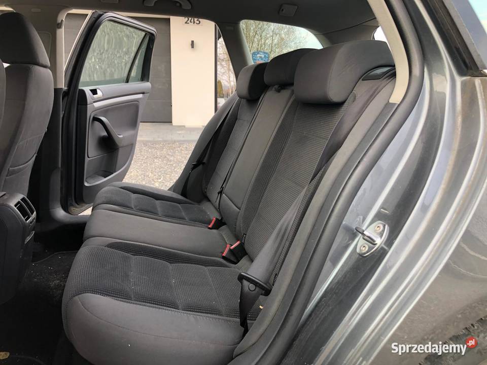 Volkswagen Golf V 20 TDI Comfortline DSG 1968cm3