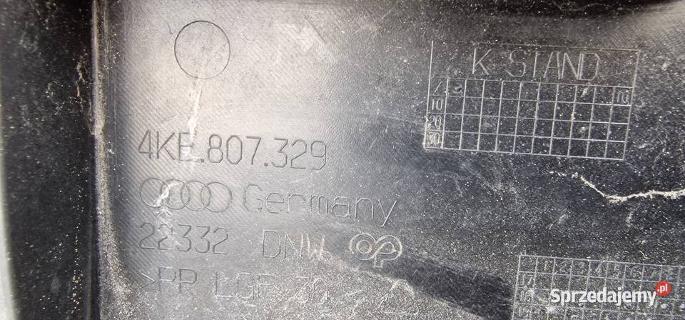 AUDI ETRON ŚLIZG ZDERZAKA PŁYTA 4KE807329 sprzedam