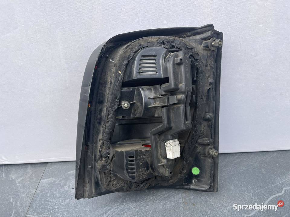 NISSAN MICRA K11 LEWA LAMPA TYŁ wielkopolskie Ostroróg