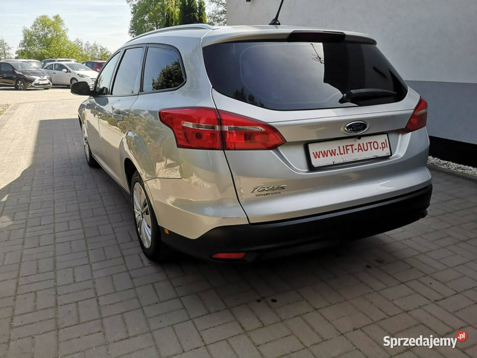Ford Focus 15 TDCI 120 Klima Tempomat Halogeny ABS Samochody osobowe Strzegom
