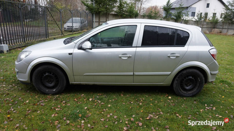 Opel Astra zarejestrowany ubezpieczony Gwarancja ESP Zielona Góra