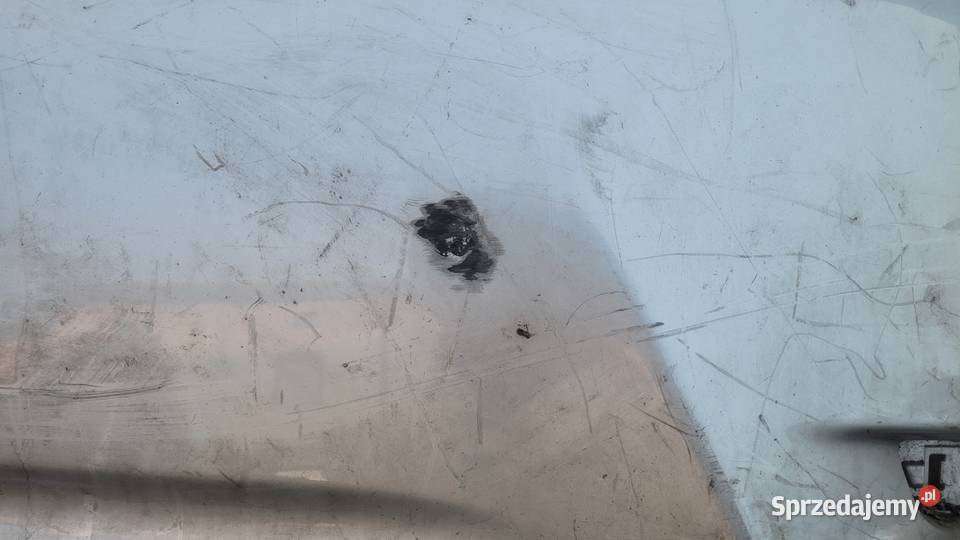 TOYOTA COROLLA E18 E16 2013 ZDERZAK TYL TYLNY Części samochodowe Ruda Śląska sprzedam