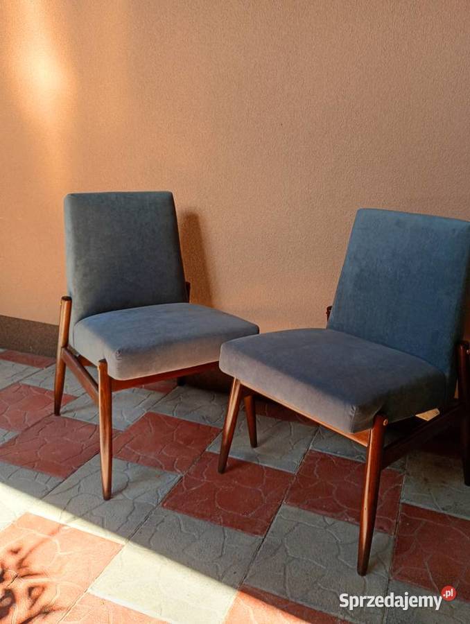 Dwa fotele z PRL CELIA typ 300227 renowacji Puszczykowo sprzedam