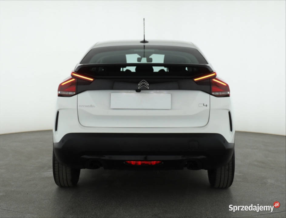 Citroen C4 12 PureTech Rok produkcji 2021 mazowieckie Piaseczno