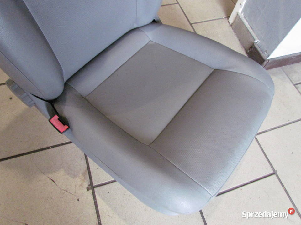 Przednie fotele Volkswagen t 5 ideal Fotele i kanapy wielkopolskie Ostrów Wielkopolski