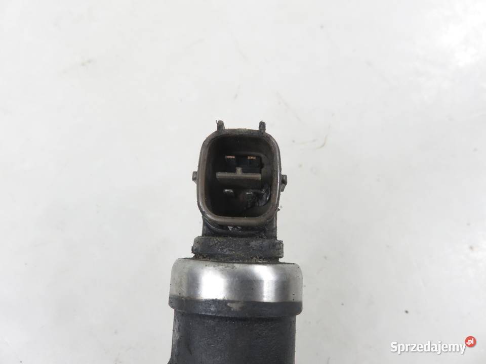 WTRYSKIWACZ TOYOTA AVENSIS VERSO 20 D 2367027030 osobowe sprzedam