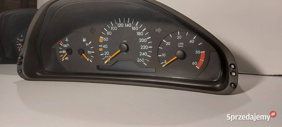 Licznik mercedes w210 30 td 2105409647 Zbąszyń
