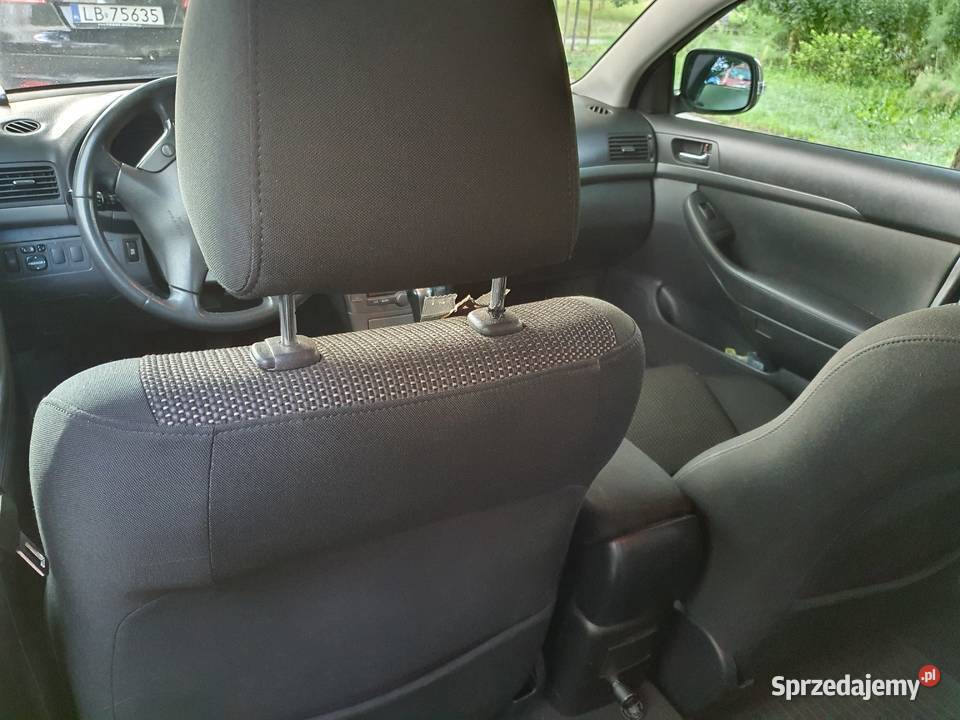 Avensis 2007r benzyna Warszawa