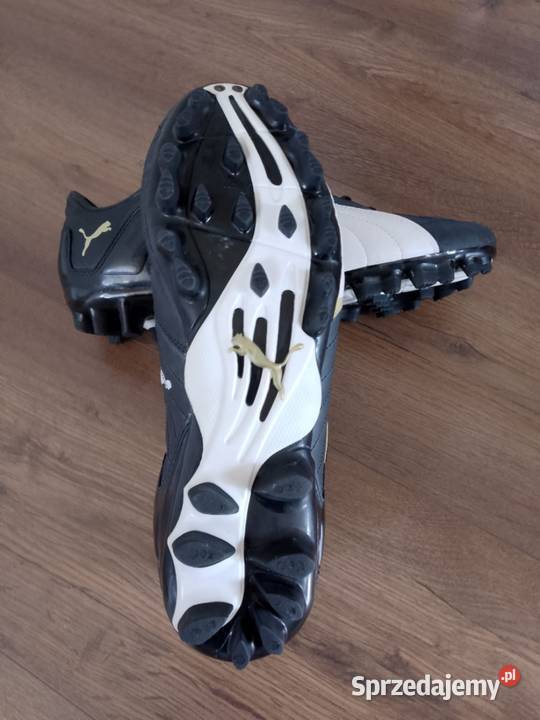 Korki piłkarskie Puma 42 Nike Reebok Adidas Kamienica Polska sprzedam