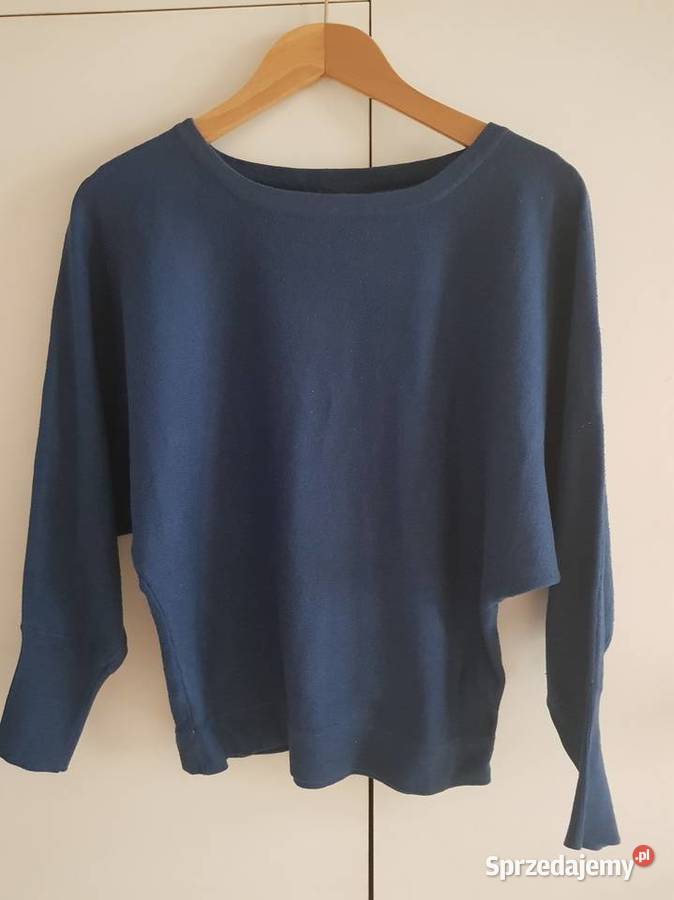 sweter sweterek narzutka nietoperz lekki miły