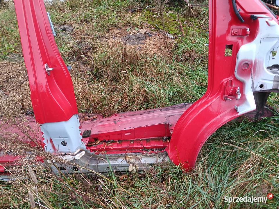 Ćwiartka prawa słupek zawias próg poszycie VW T6 Rok produkcji 2019 Rusiec sprzedam