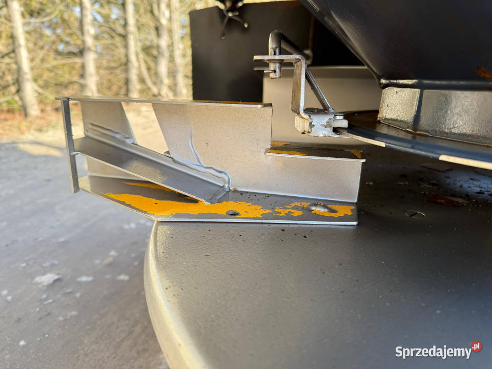 Rozsiewacz BOGBALLE DZ Trend 1500 L 2000 L 1624 Rozsiewacze nawozów Kozula