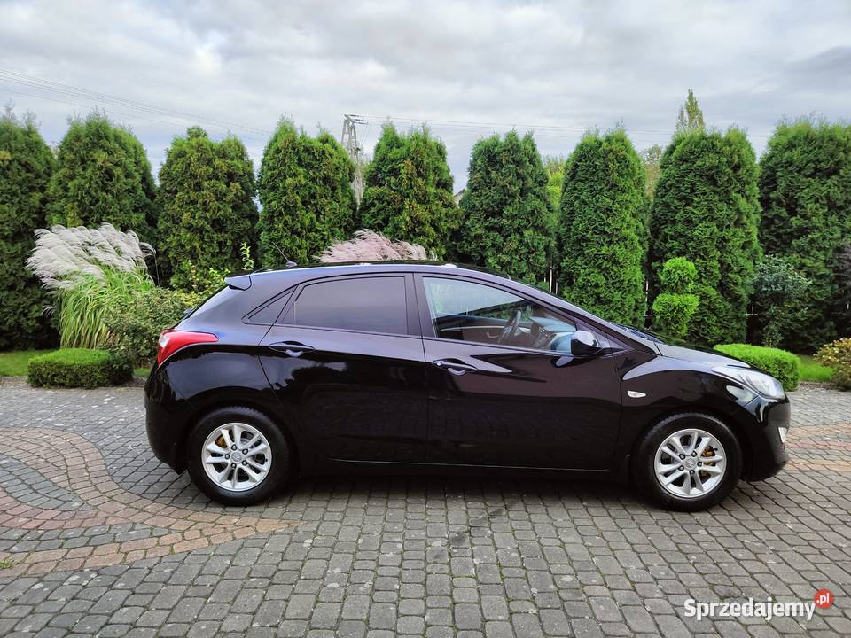 Hyundai i30 benzynaLPG Idealny Stan Samochody osobowe mazowieckie Zwoleń