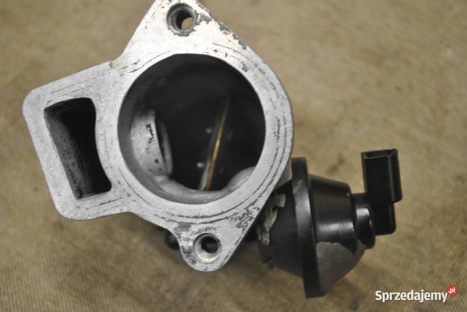 Klapa gasząca AUDI A4B4 A6C5 A8D2 PASSAT B5 Poręba