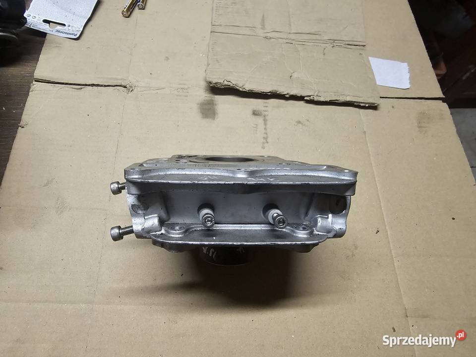 Hyosung GV 125 cylinder tył gv125 aquila 125
