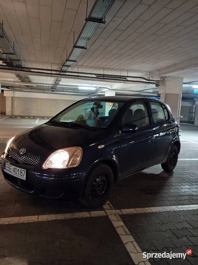 Sprzedam niezawodną i praktyczną Toyotę Yaris bluetooth Bełchatów sprzedam