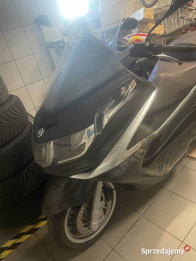 Piaggio X10 elektryczny starter Motoryzacja Toruń