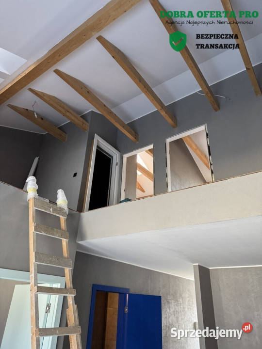 Dwupoziomowe i przestronne mieszkanie w Borkowie Borkowo