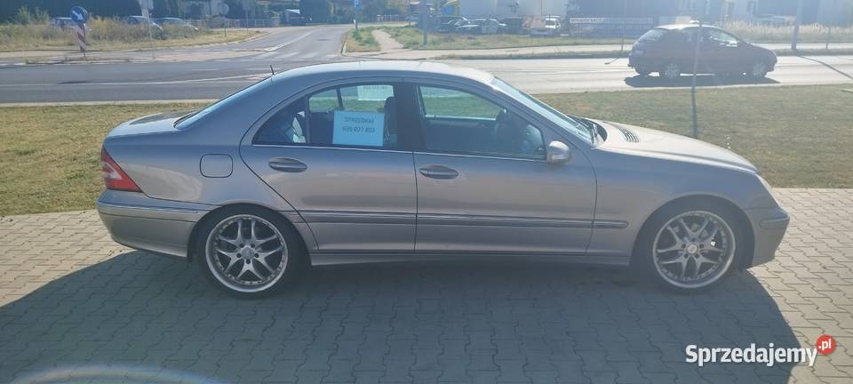 ładnie utrzymany bez rdzy oryginał radio Turek