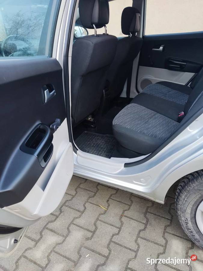 Kia Ceed 14 benzyna 97 wyposażenie VW AUDI SKODA Szczekociny