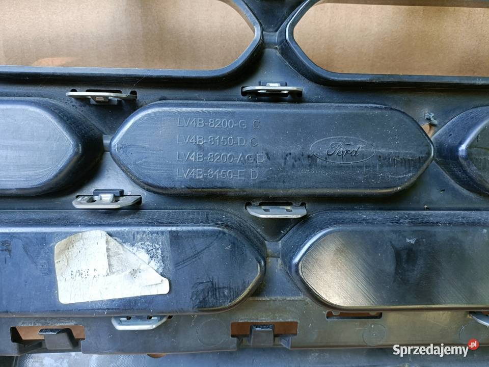 FORD KUGA MK3 III LV4B TITANIUM ATRAPA CHŁODNICY Drezdenko