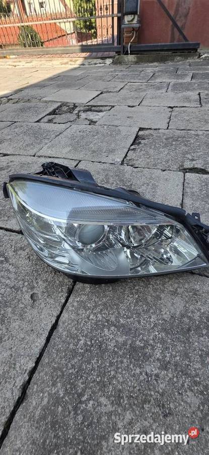 Sprzedam Lampy Przod W204 Mercedes Rok produkcji 2008 małopolskie Limanowa sprzedam