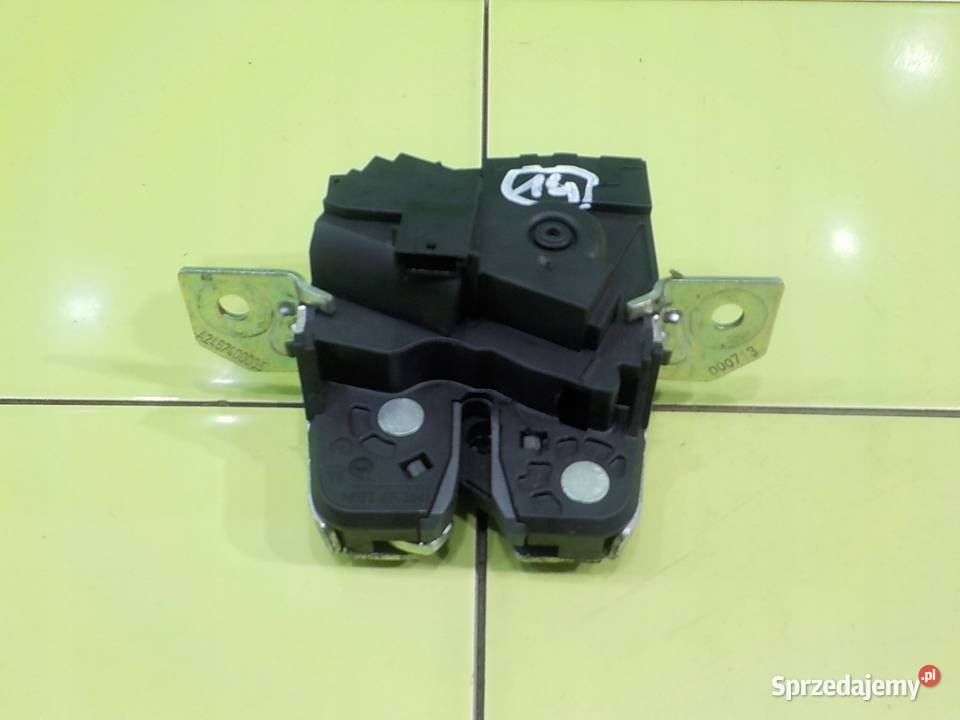 MERCEDES A W176 13r HB 5D zamek klapy tyl osobowe Suków