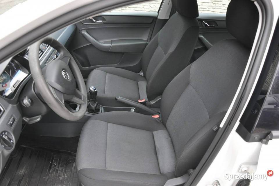 koda RAPID 12 TSI 90 Krajowa Zadbana Klima możliwa zamiana Dąbrowa Górnicza