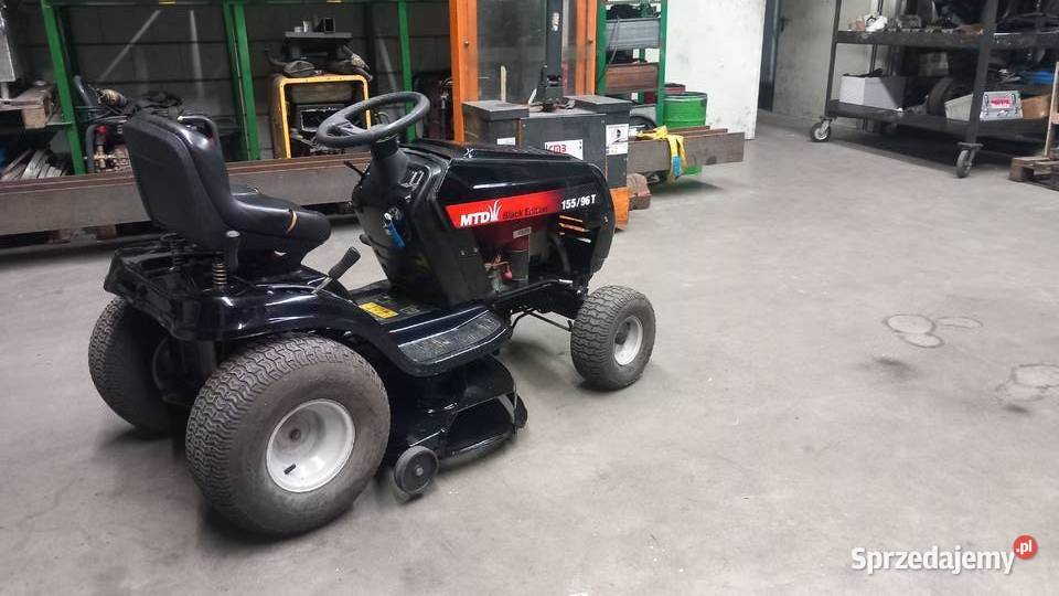 Kosiarka traktorek MTD Black Edition 15596T