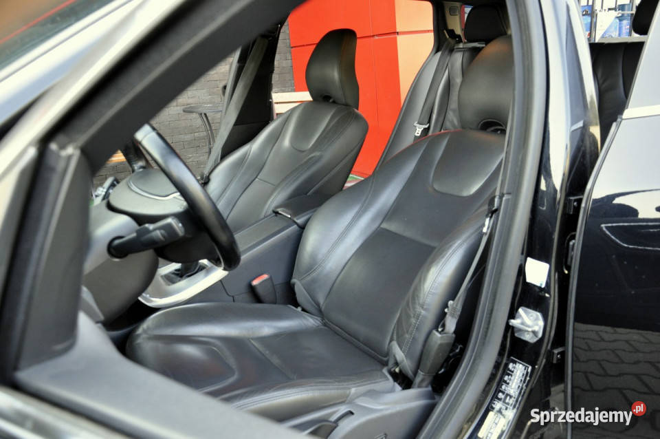 Volvo V60 20D4 181 Rok produkcji 2015 Węgrów