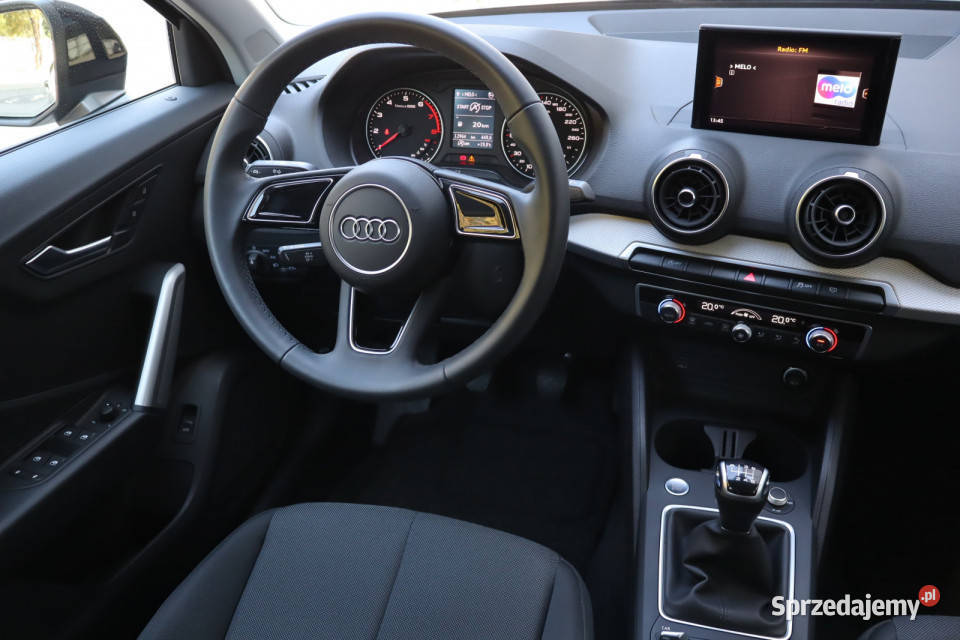 Audi Q2 30 TFSI asystent pasa ruchu Zabrze