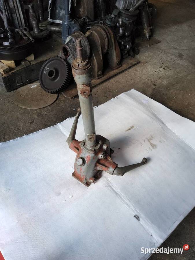 Kolumna kierownicza do Ursusa C 330 stan Parczew