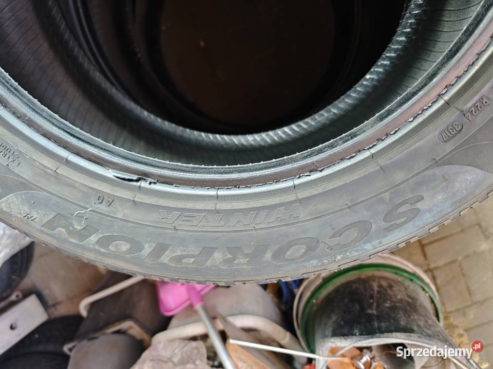 Opony zimowe 28545r20 Pirelli 4 Luboń