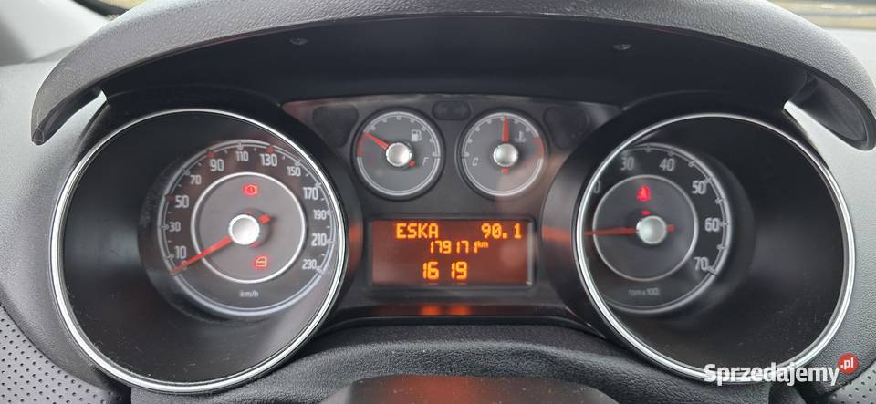 Fiat Punto EVO 12 BlueMe Bluetooth Klimatyzacja 1242cm3 Andrespol