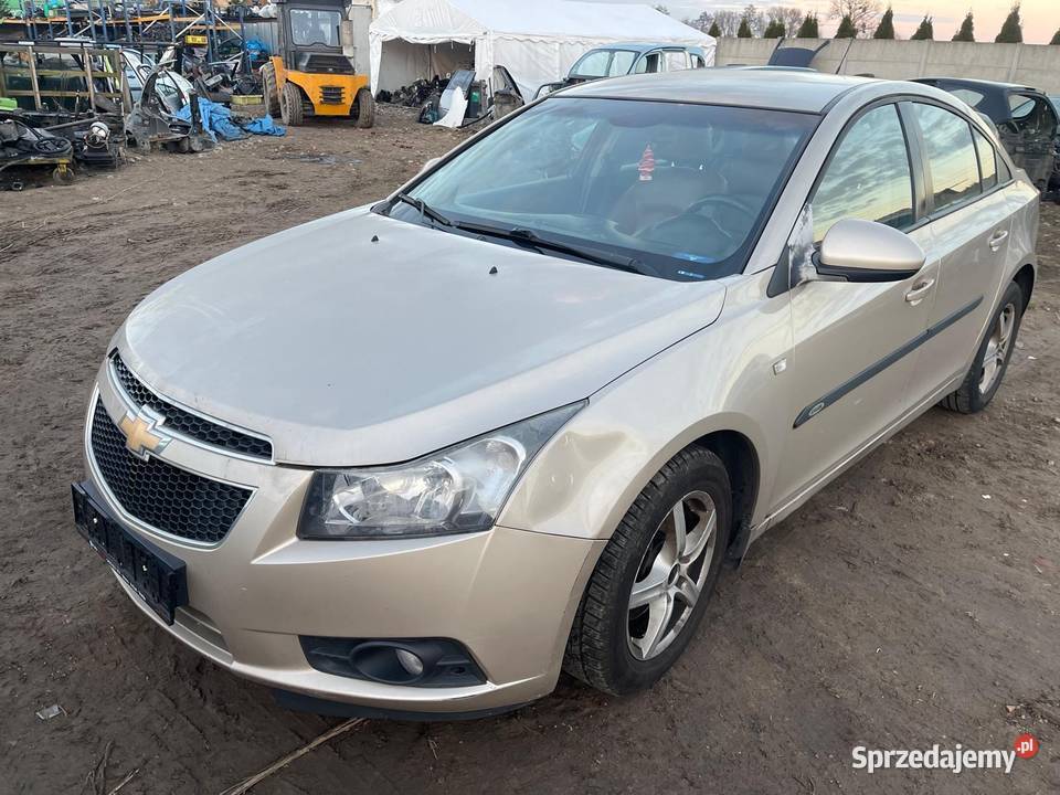 CHEVROLET CRUZE 2012 17 DIESEL uszkodzony Poznań