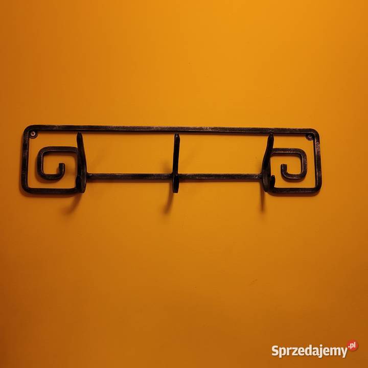 Sprzedam półkę na buty i wieszak z metaloplastki